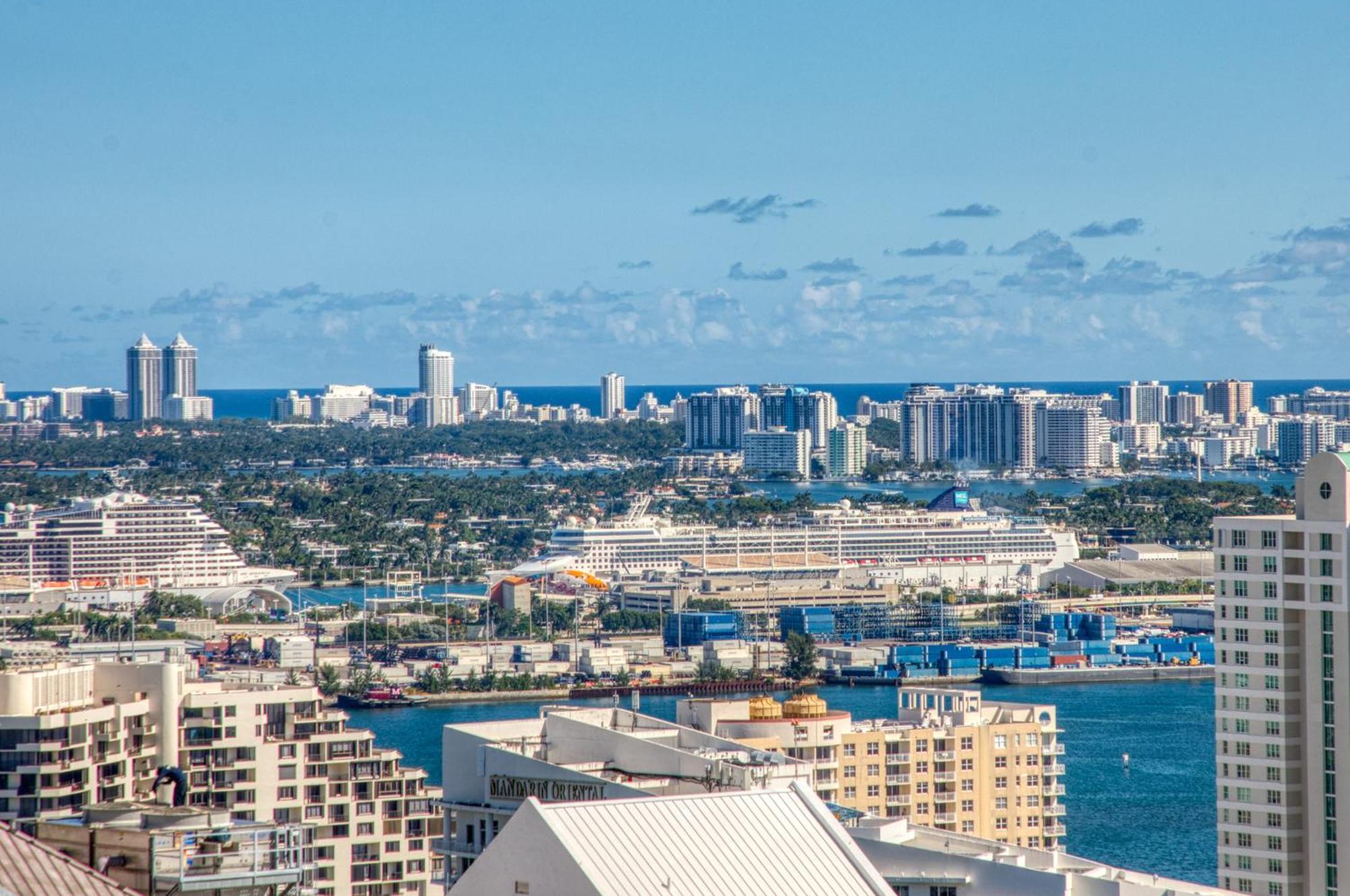 Oceanside Penthouse Apartment In Brickell Miami, Pool, Free Parking ภายนอก รูปภาพ