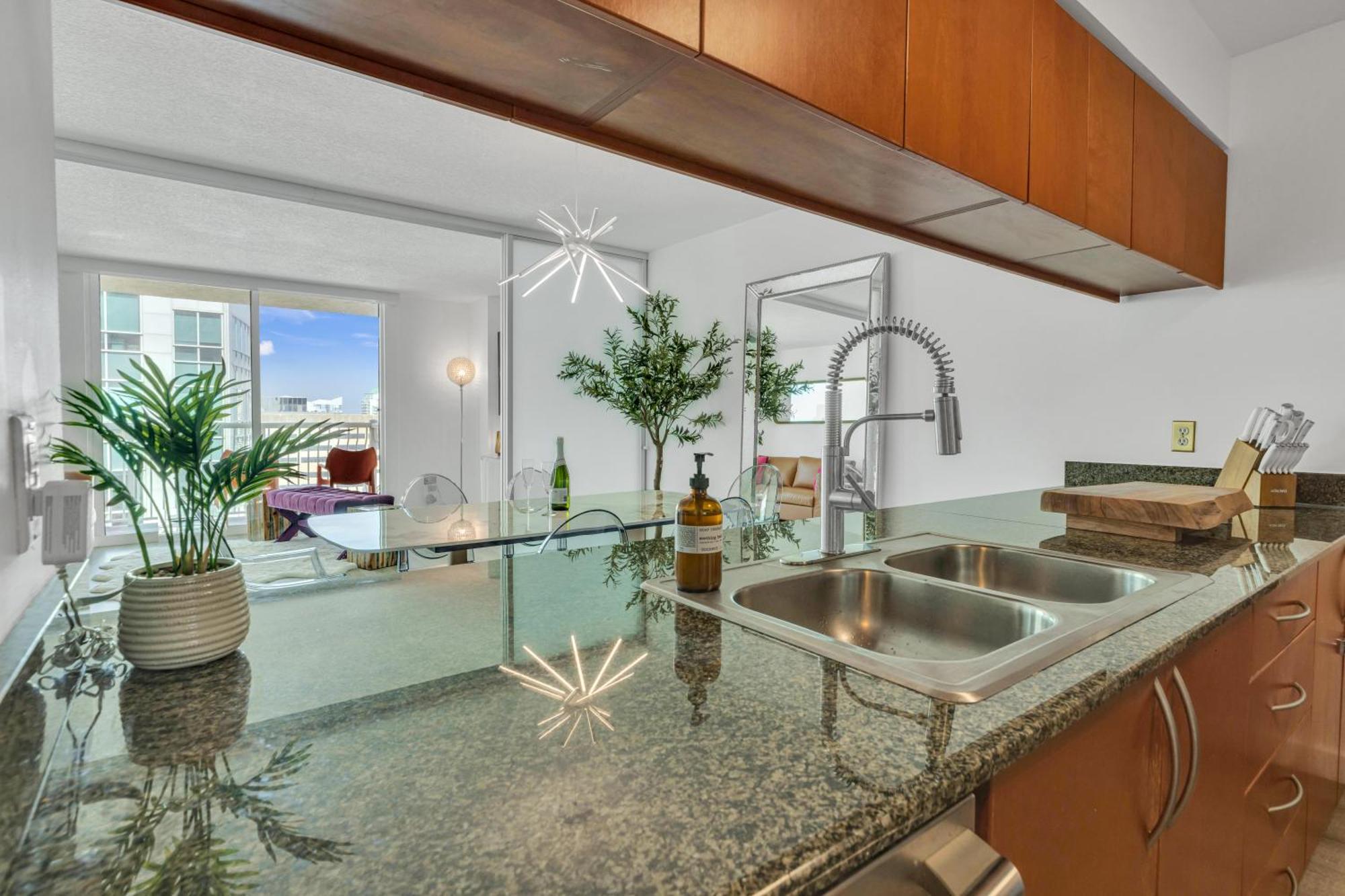 Oceanside Penthouse Apartment In Brickell Miami, Pool, Free Parking ภายนอก รูปภาพ